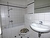 Bad mit Wanne und WM-Anschluss