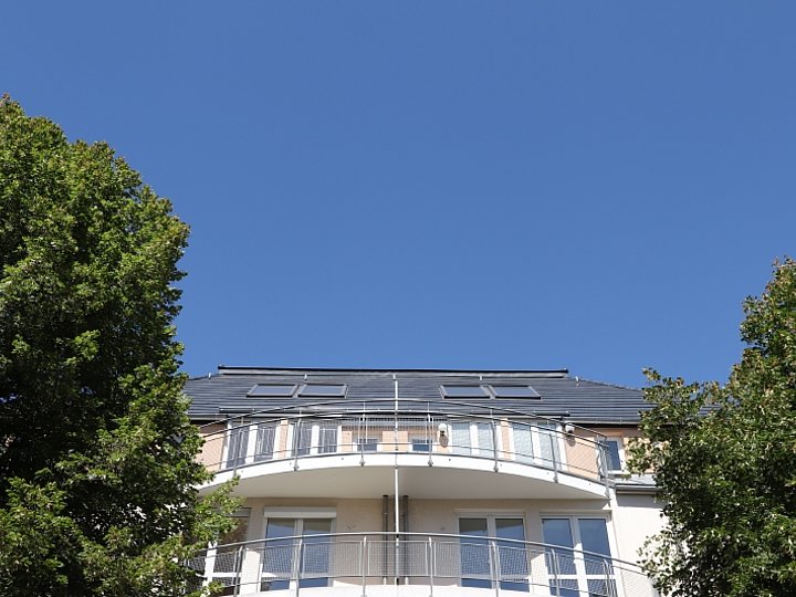 WOHLFÜHLOASE mit TIEFGARAGE in SIEGMAR - Photo 3