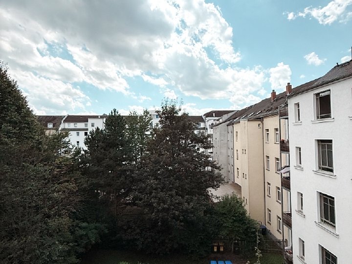 Wohnen am Schlossteich: Helle 77 m² mit sonnigem Südbalkon - Photo 3