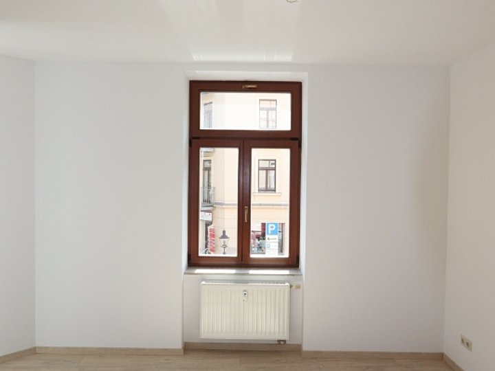 EINBAUKÜCHE, SCHLOßTEICHNÄHE, SÜDBALKON, WANNE, AUFZUG ... - Photo 2