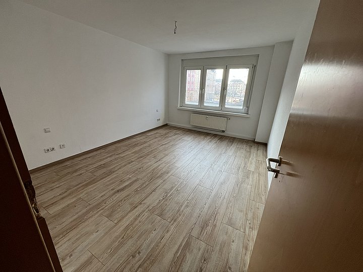 Geräumiges Schlafzimmer Geräumiges Schlafzimmer