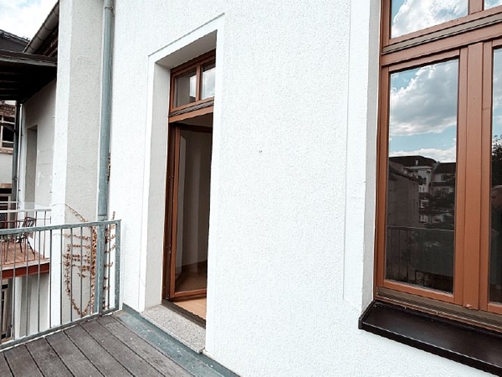Wohnen am Schlossteich: Helle 77 m² mit sonnigem Südbalkon - Photo 2