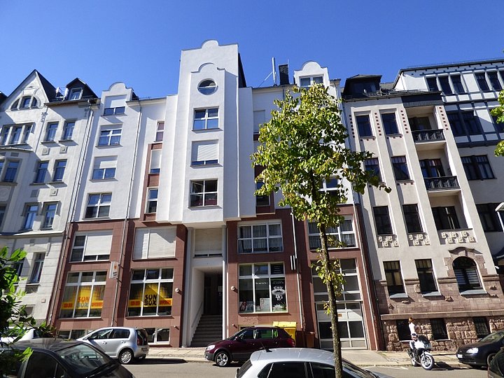 Straßenansicht Straßenansicht